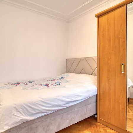 Apartment Azurium Budva