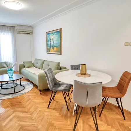 Apartment Azurium Budva